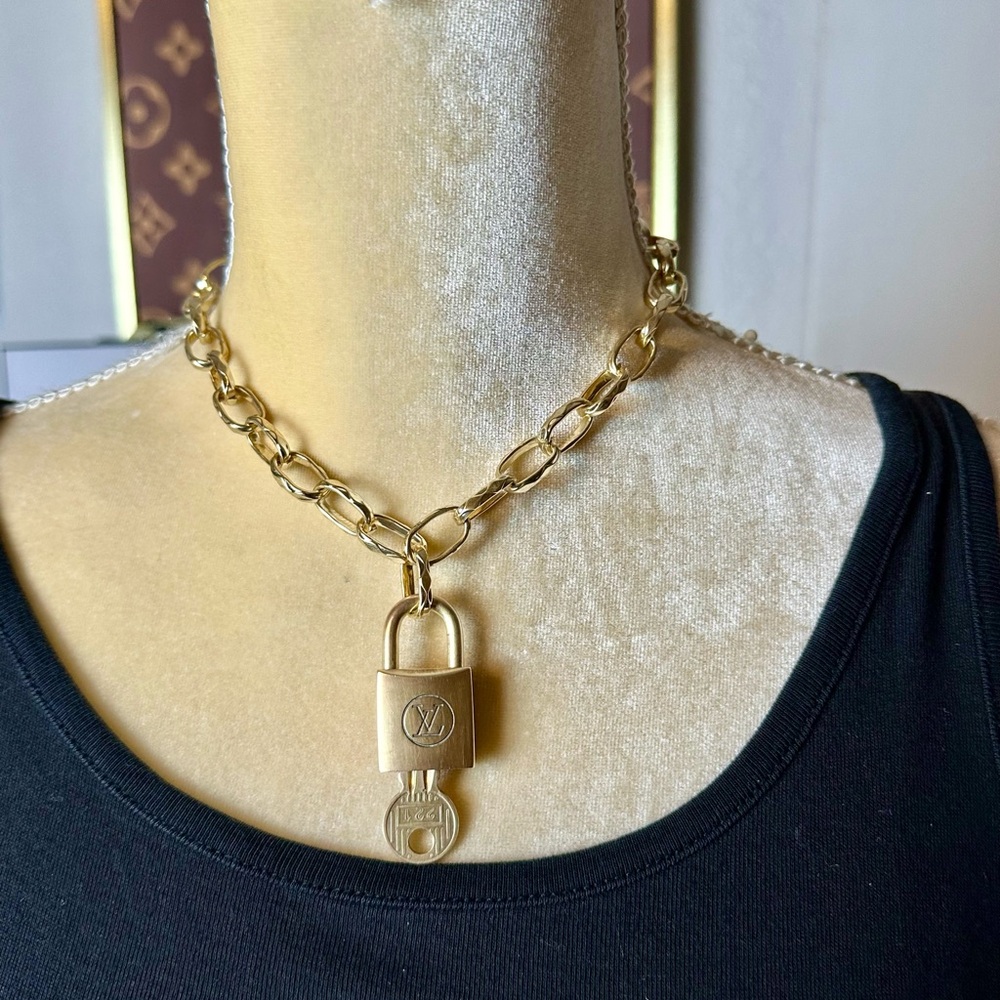 Authentic Rare Vintage Louis Vuitton Lock & Key #221 on Gold Necklace